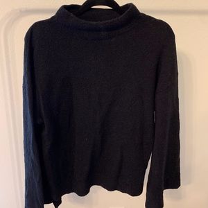 NORDSTROM BLACK SWEATER!